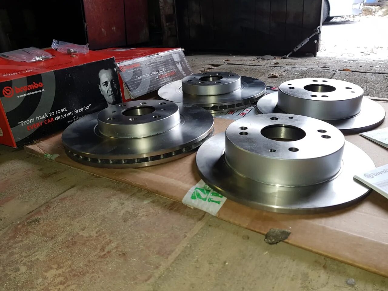 Brembo 08b36917 диск тормозной. 21. Тормозные суппорта брембо. Диск тормозной brembo 08a86911. Диск тормозной задний brembo.