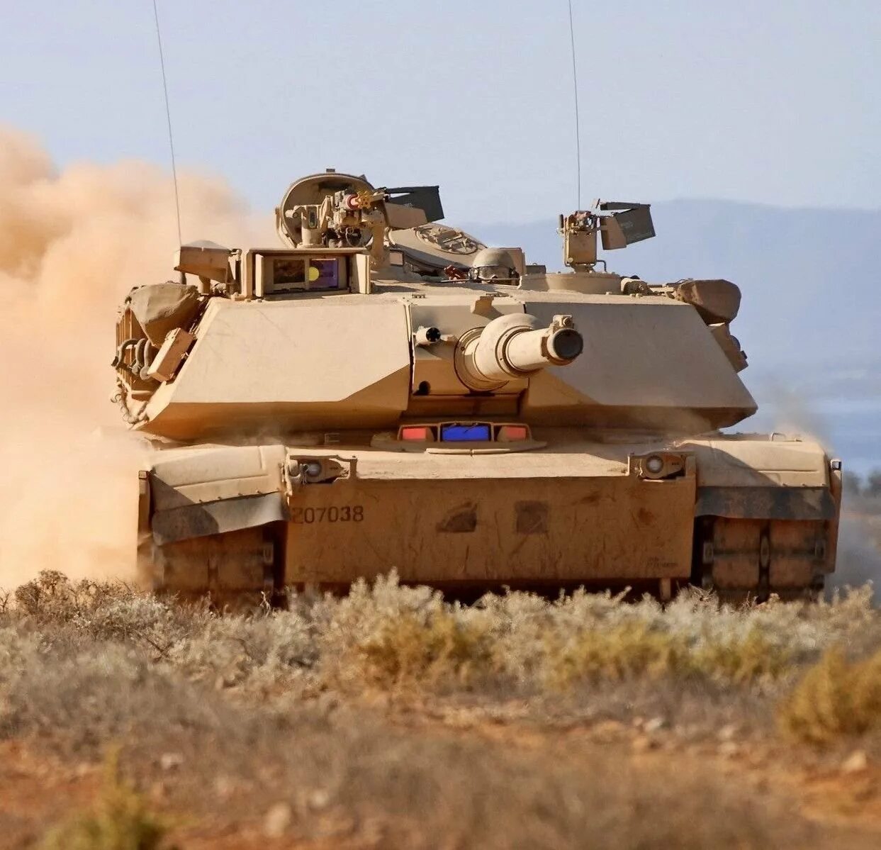 Танк м1 Абрамс. Танк m1 Abrams. Танк m1 «Абрамс». Боевой танк м1 «Абрамс» (США). Урановая броня абрамса