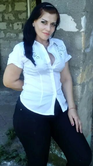 Женщины дагестана. ;женщины махачкалы за 40. Чеченские красавицы. Дагестан девушка ищет. Дагестанские женщины 50 лет.