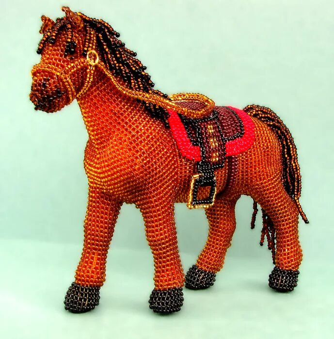 Лошадь из бисера. Лошадь из бисера. Лошадь из бисера объемная. Лошадь из бисера. Лошадь из бисера.