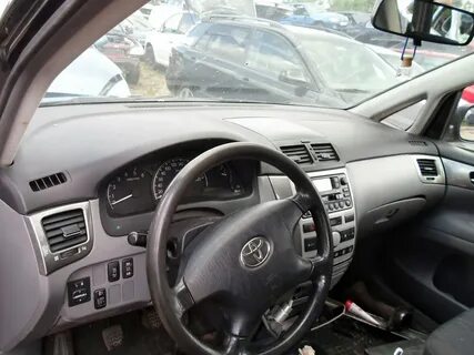 Тойота авенсис снять панель