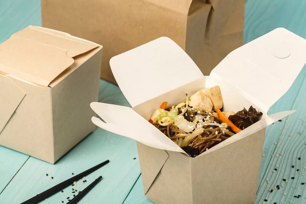 лапшичная в питере. интерьер маленькой лапшичной. самми ресторан корейской кухни. Ossu ресторан. лапшичная.