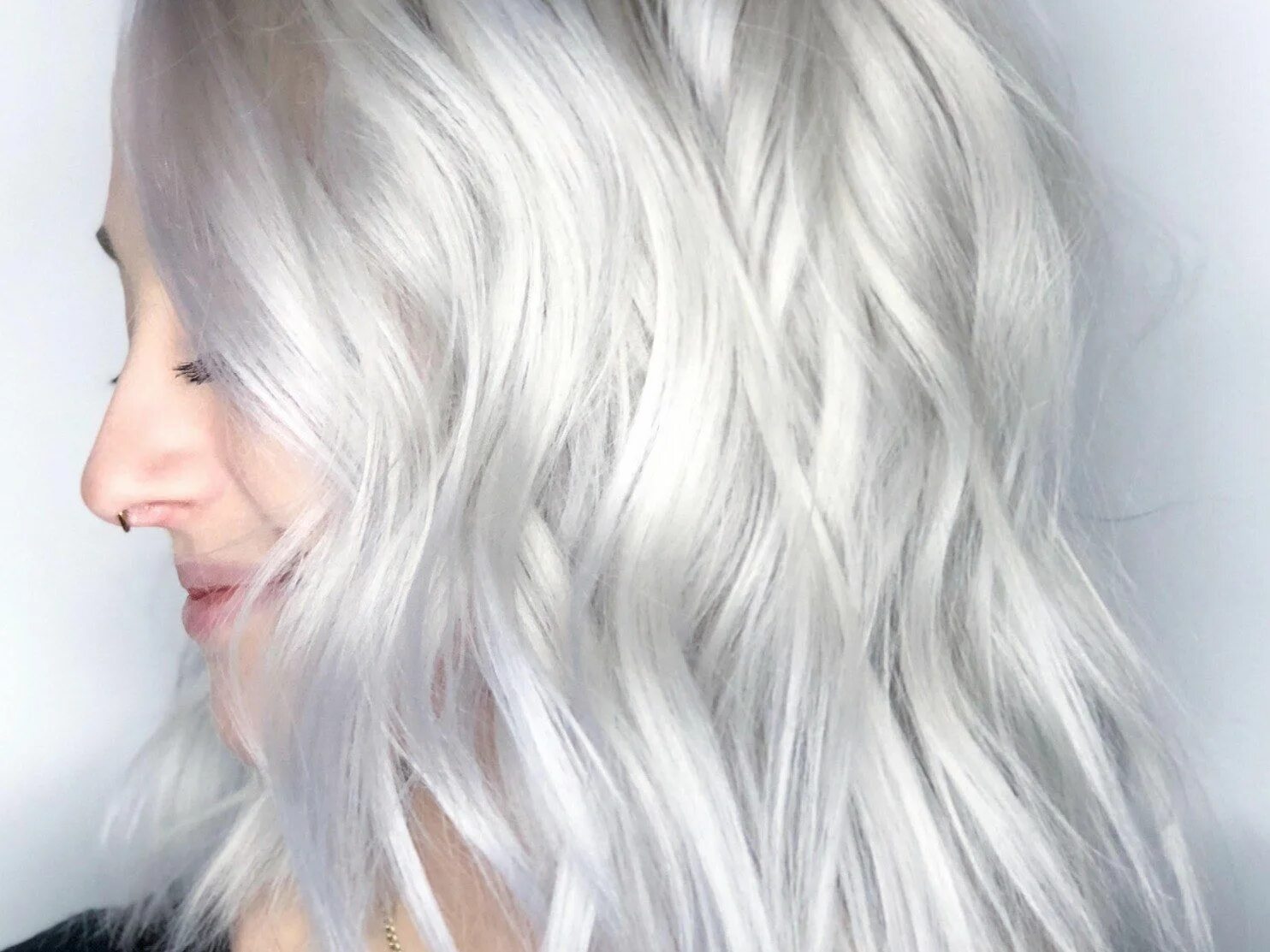 Level 10 ash Bright blonde hair, Hair color highlights, Trendy hair color