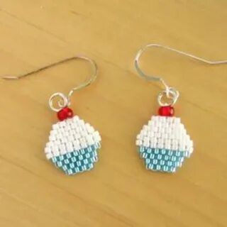 Сережки из бисера фигурки