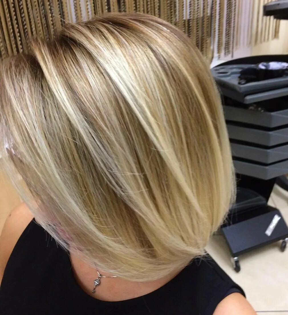 Вуальное мелирование вуальное мелирование. Перед мелированием. Мелирование с челкой. Мелирование с тонированием. Мелированные волосы.