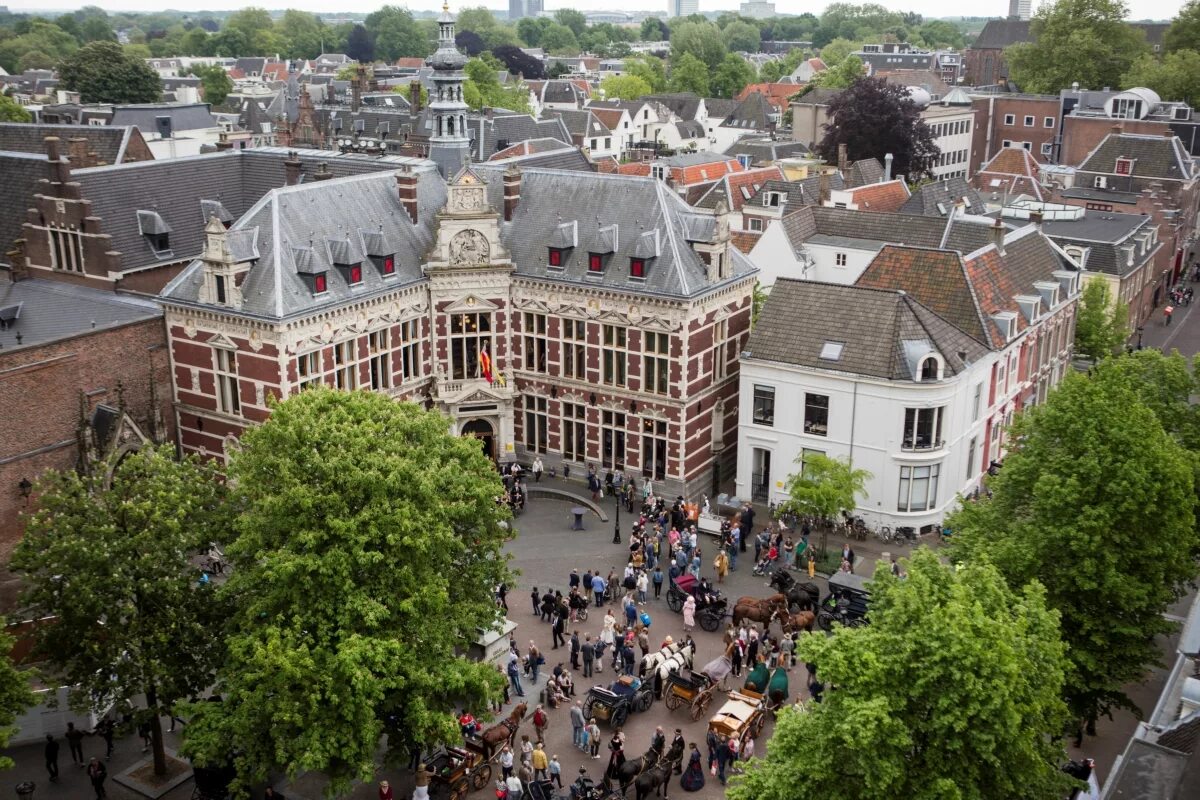 Utrecht university. Утрехтский университет, утрехт, нидерланды. Университет утрехт фото. Утрехтский университет нидерланды. Утрехтский университет 18 век.