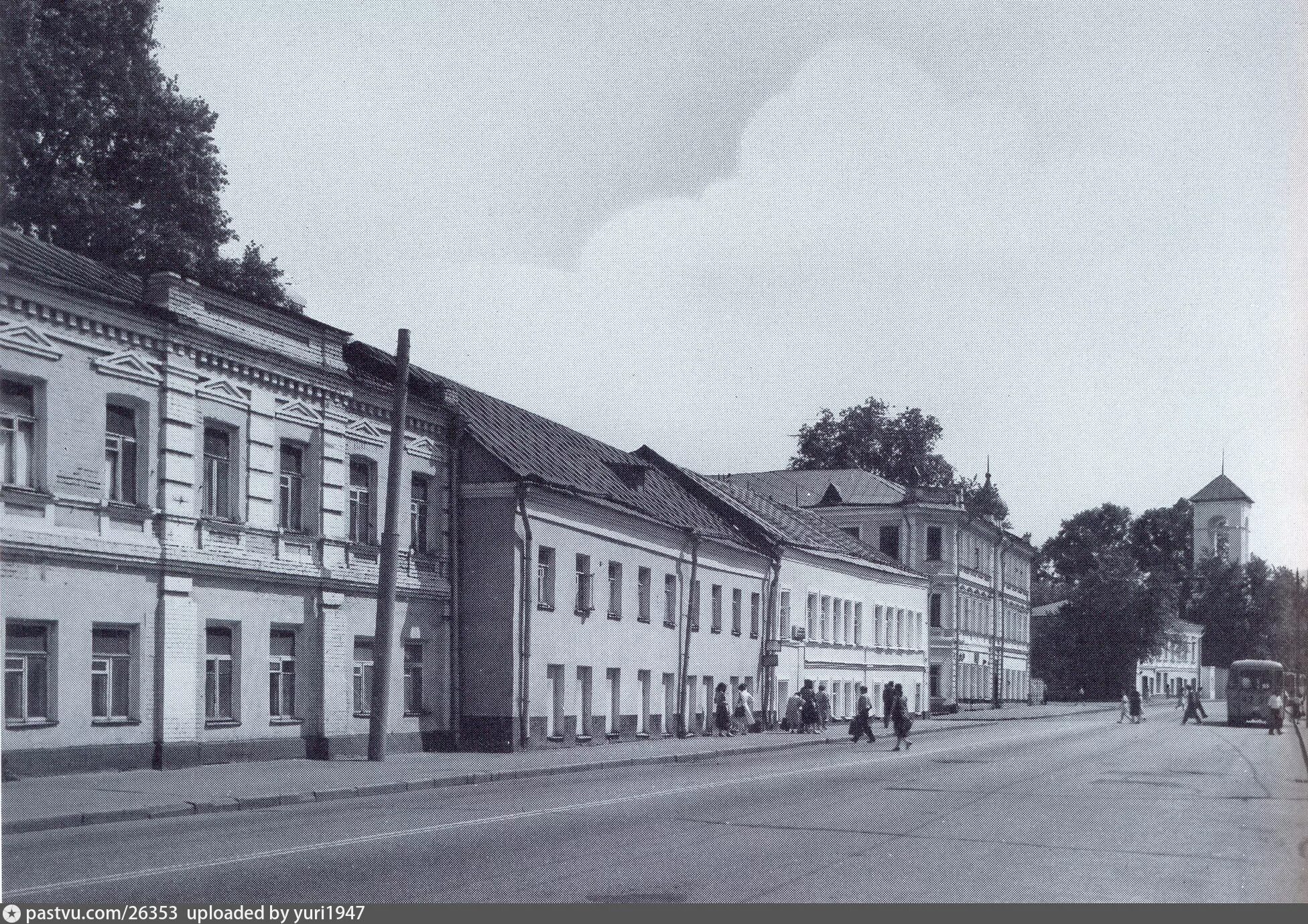 Улица большая полянка 19. Якиманка 20 век. Якиманка в 19 веке. Москва, ул. большая Полянка, 19. Улица большая Якиманка старое фото.