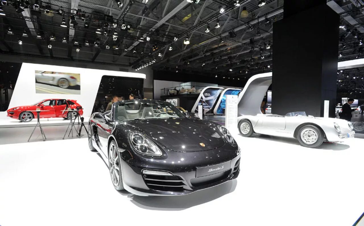 Автосалон vogue motors москва. Favorit motors volkswagen варшавское шоссе. Атлант-моторс санкт-петербург. Автосалон vogue motors москва. Автосалон vogue motors москва.