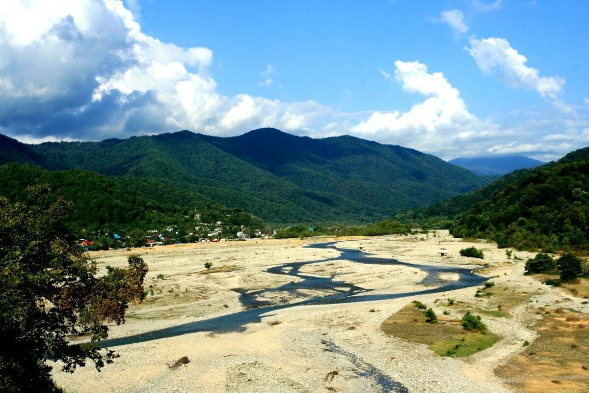 Река гречаная краснодарский край. Покажи комплекс шахе. Шахе. Головинка река шахе 2023. Река шахе головинка.