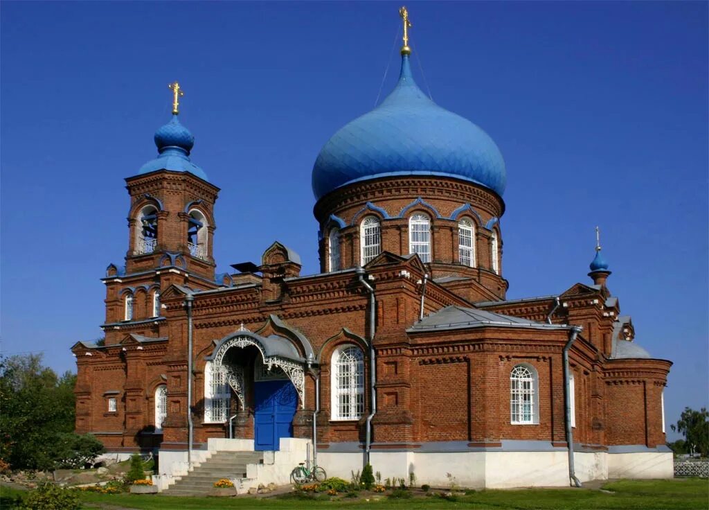 Храм на трикотажной. Игумново Церковь Покрова Пресвятой Богородицы. Храм в Игумново Раменского района. Игумново Раменский район храм Покрова Пресвятой Богородицы. Покровский храм село Игумново.