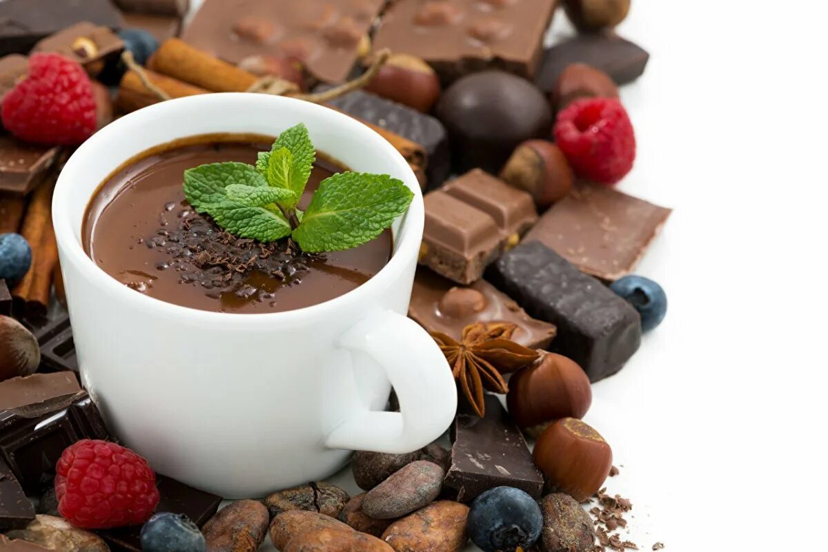 Голден чок горячий шоколад. Горячий шоколад Валео. Кофе и шоколад. Чашка кофе и шоколад.