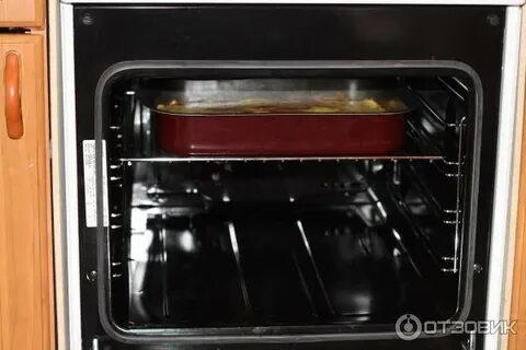 Электрическая плита с конвекцией духовки горенье