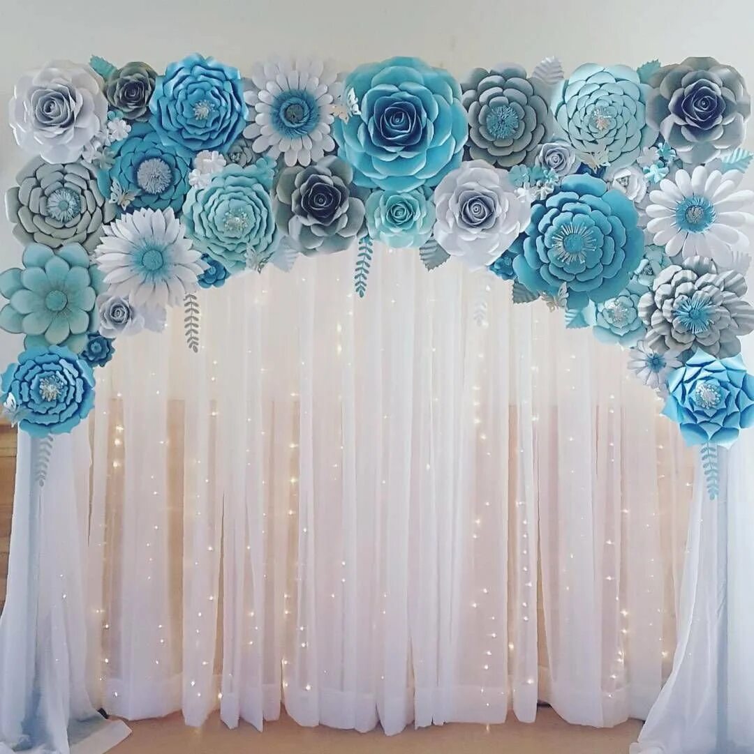 Оформление зала большими цветами. Бумажные цветы для декора. Цветы для украшения зала. Объемные цветы для украшения зала. Бумажные цветы для декора.