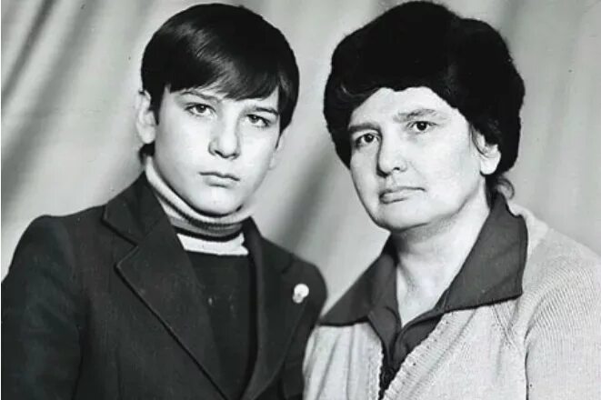 Ярослав бойко биография личная жизнь жена Евгения Добровольская объяснила, почему решила родить от женатого Ярослава Бойко