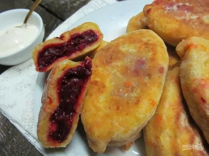 Пирожки со свеклой в духовке