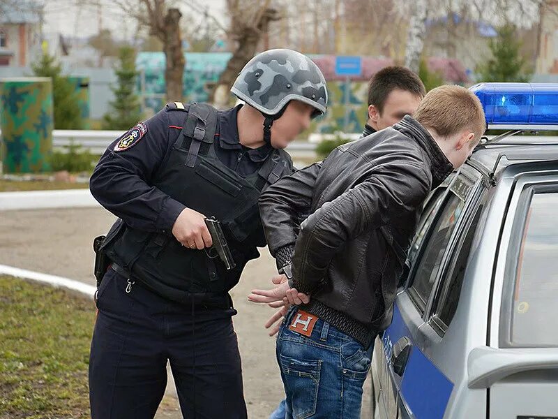 Информация о задержанном