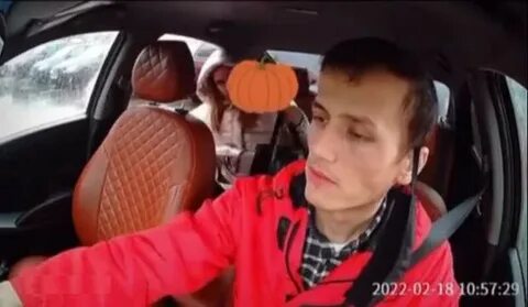Таксист извинитесь