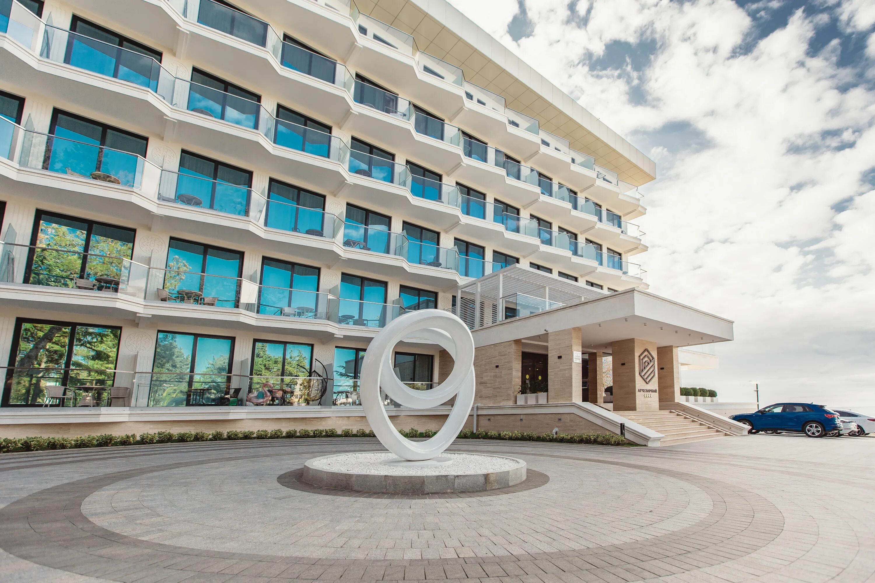 лучезарный резорт лучезарная ул 18 4а сочи. лучезарный резорт лучезарная ул 18 4а сочи. лучезарный резорт отель сочи. ак лучезарный сочи. апарт отель лучезарный сочи.