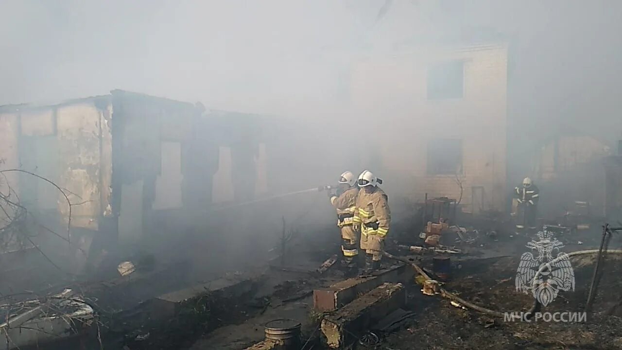 Пожар в новокуйбышевске сегодня. Пожар в новокуйбышевске сейчас. Пожар в новокуйбышевске сейчас. Пожар в новокуйбышевске сегодня в липягах. Пожар в новокуйбышевске сегодня.
