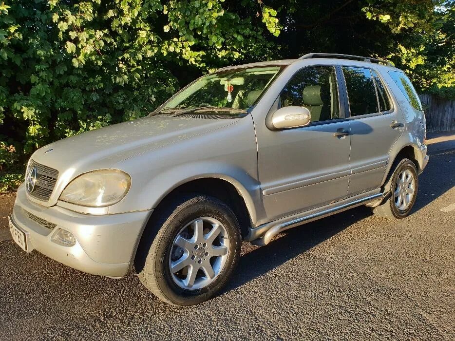 Ml 270 cdi. Mercedes benz ml 270. мерседес бенц мл 270. мерседес бенц мл 270 сди. 270 мл.