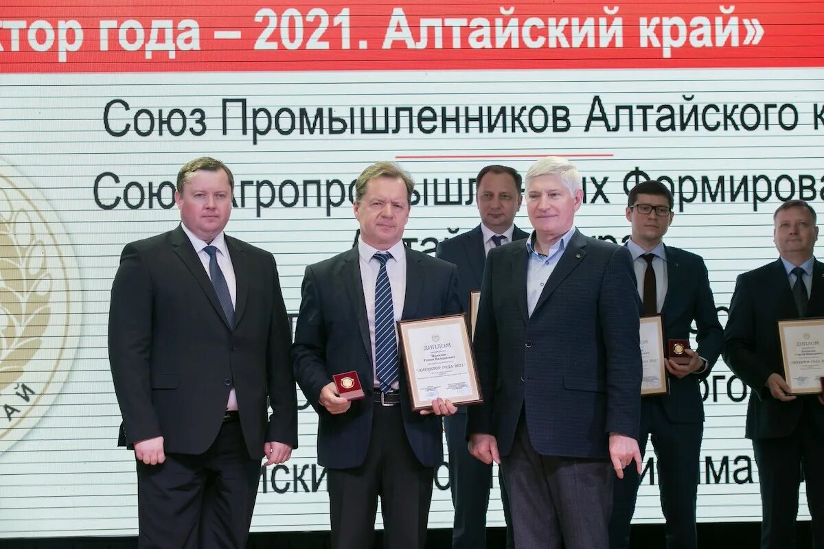 Козлов директор авиазавода улан-удэ. Глава федерального сетевого агентства мюллер. Премия человек года красноярск 2021. Генеральный директор года 2021. Левченко роман алексеевич россети северный кавказ.