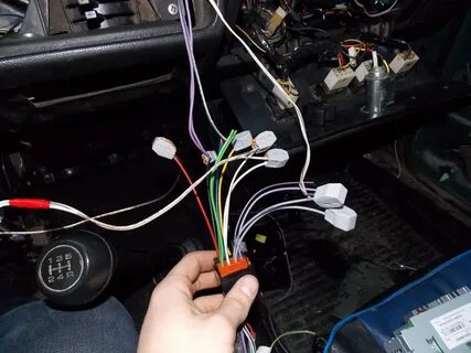 Как правильно установить магнитолу в автомобиль
