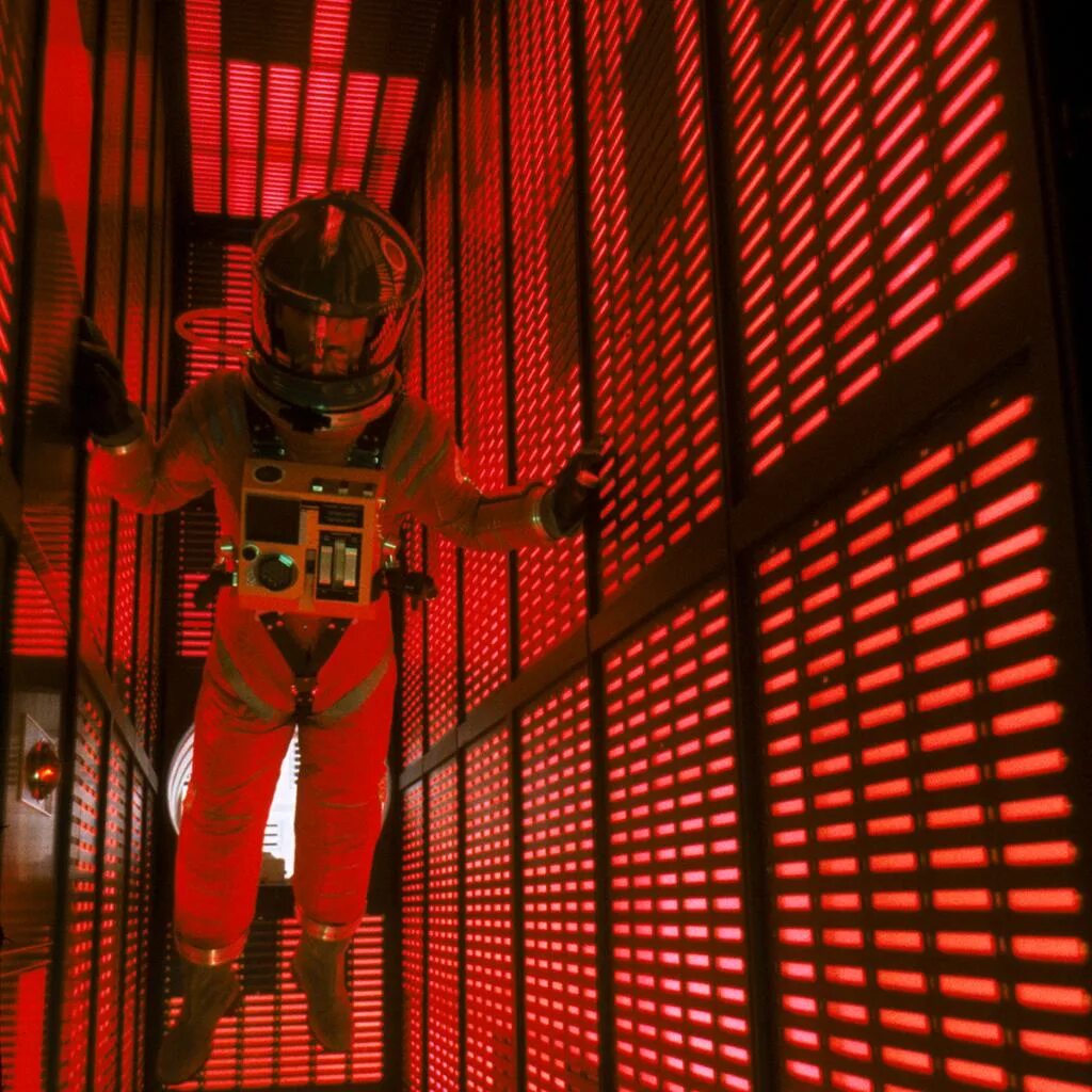 Космическая одиссея 2001 ipad. Космическая одиссея стэнли кубрик 1968. Стэнли кубрик космическая одиссея. Odyssey 2001. Odyssey 2001.