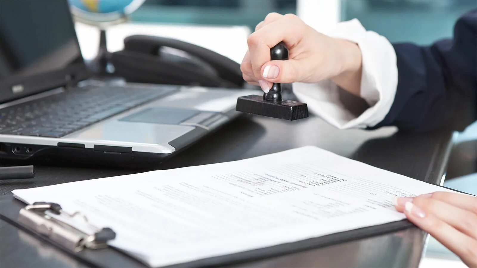 деловые бумаги. услуги по подготовке документов. документы картинки. услуги по подготовке документов. подготовка документов.