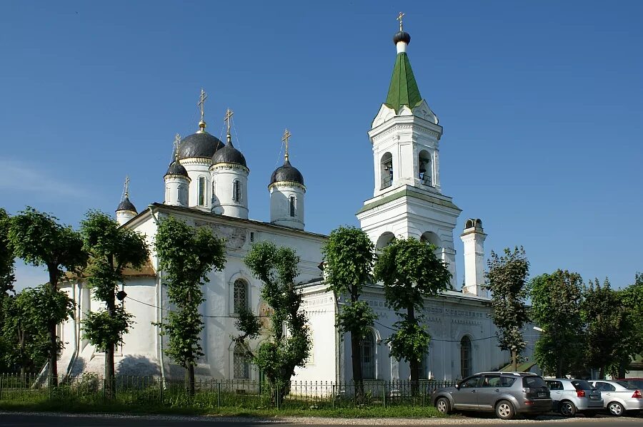 М біла. Храм Троицы Живоначальной Тверь. Храм Троицы Живоначальной («белая Троица») в Твери (Тверь). Бело Троицкая Церковь Тверь.