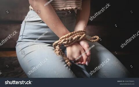 Связали и оставили