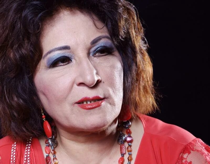Səkinə İsmayılova - Şamaxi mus Ramiz M, söz Fikrət S. - YouTube