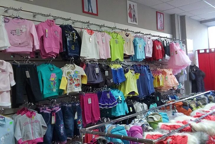 оборудование для магазина детской одежды. планета детства астрахань. детский мир магазин. магазин одежды тц рубин псков. открытие магазина детский мир.