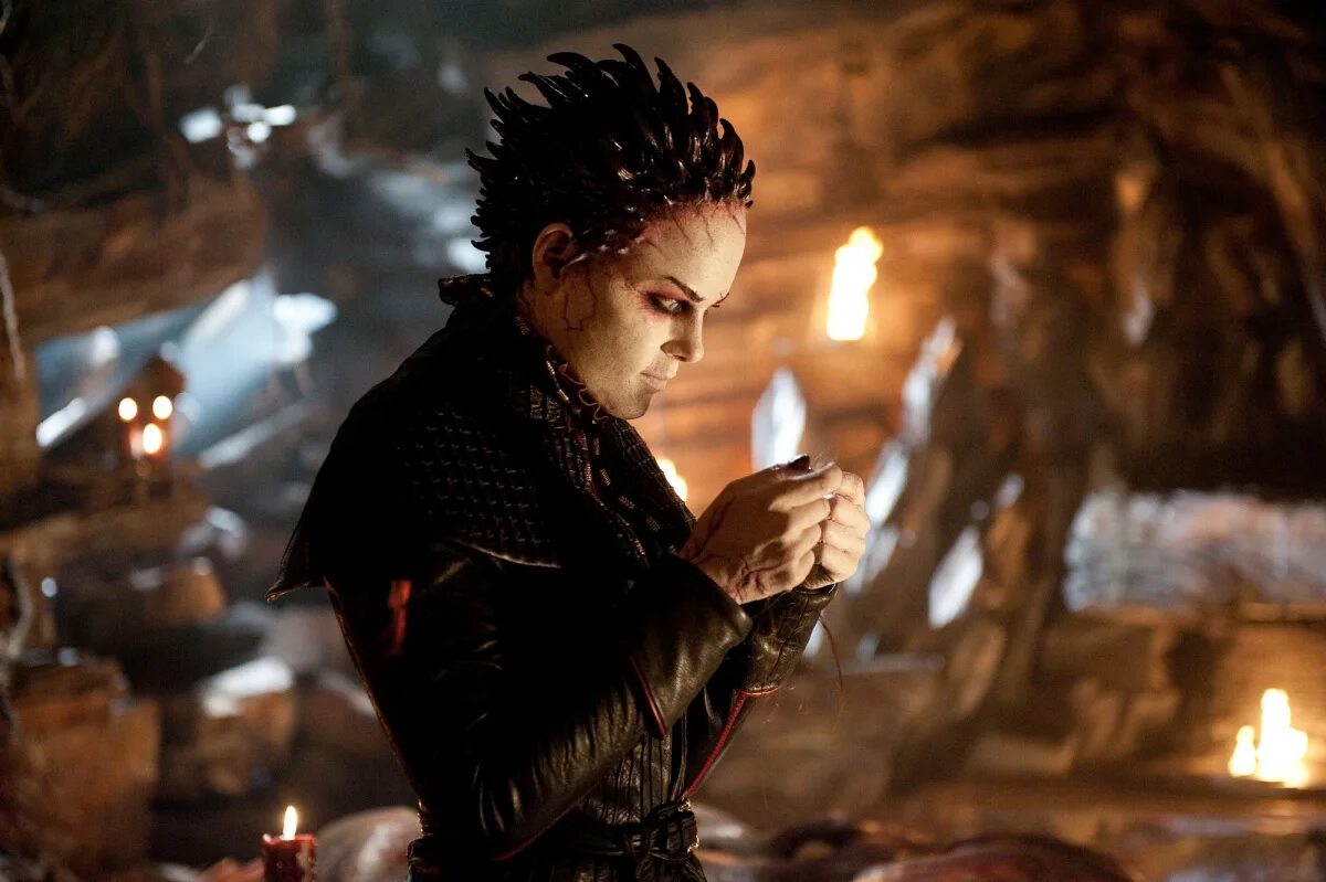 фильм гримм и гретель охотники на ведьм. охотники на ведьм джемма артерто. охотники на ведьм 3. джереми реннер гензель и гретель. охотники на колдуний ведьмак 3.