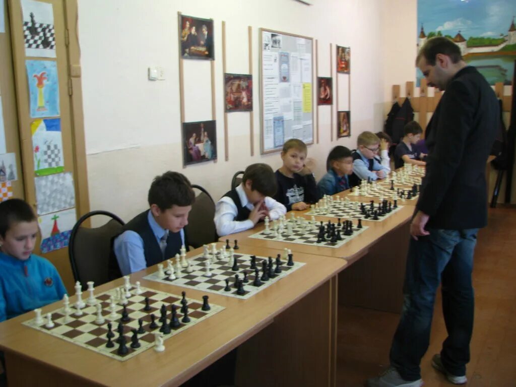 Шахматы псковская область. Шахматы школа 82. Фшпо псков. Фшпо псков. Фшпо псков.