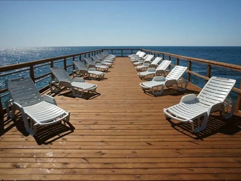 Родня (ex. Родня (1981) webrip 720p. Отель родня кореиз. Названия членов семьи. Отель «багатель» (кореиз) пляж.