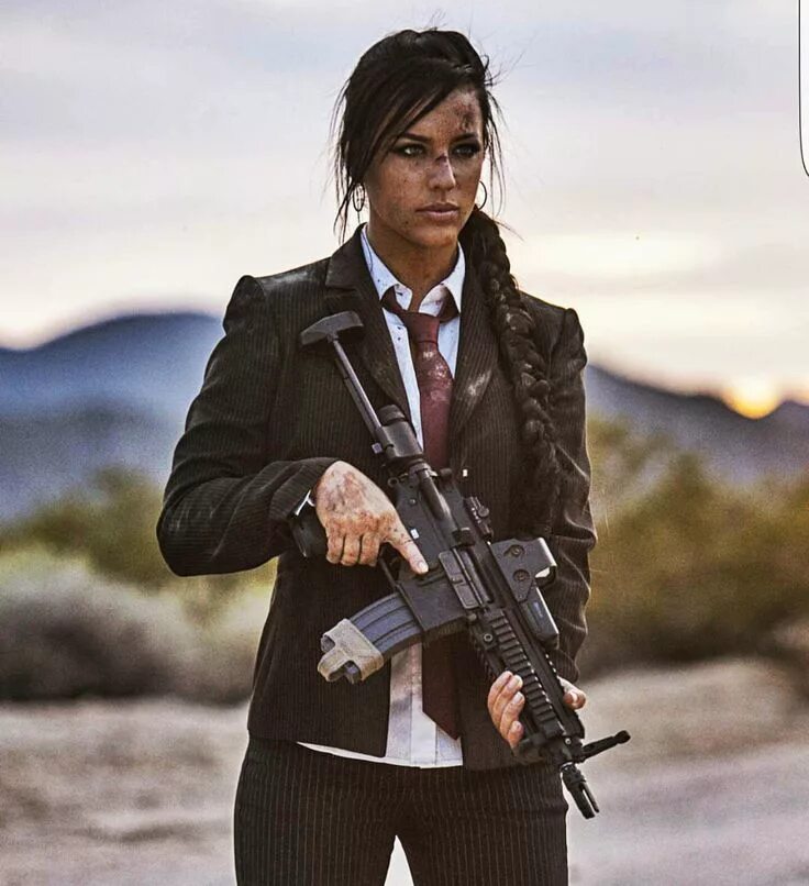 Lethal company guns. Alex Zedra. Alex Zedra Mara. Alex Rogers Zedra. Алекс Зедра Cod.