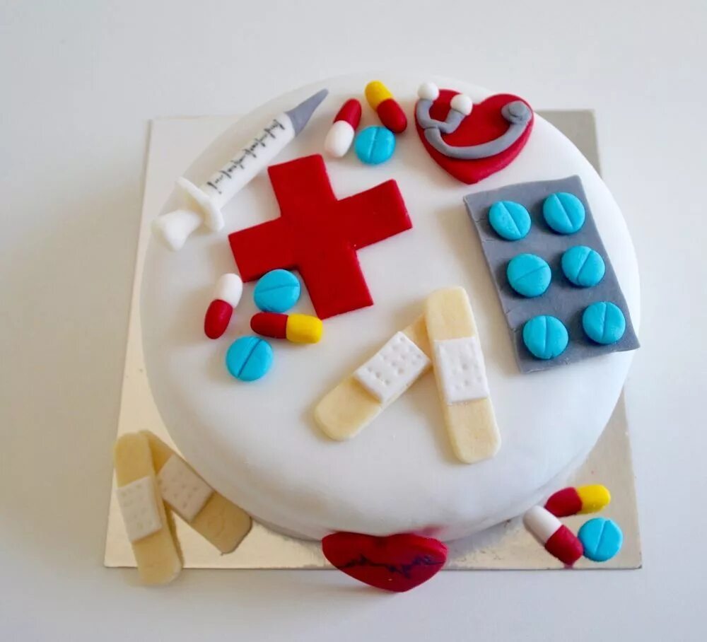 @nakamartinez on Twitter Torta para medico, Tortas, Tortas temáticas