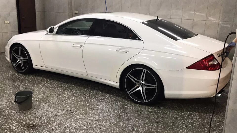 CLS 5.5. CLS 5л w219. Мерседес CLS 5.5. W219 5.5. М5 цлс