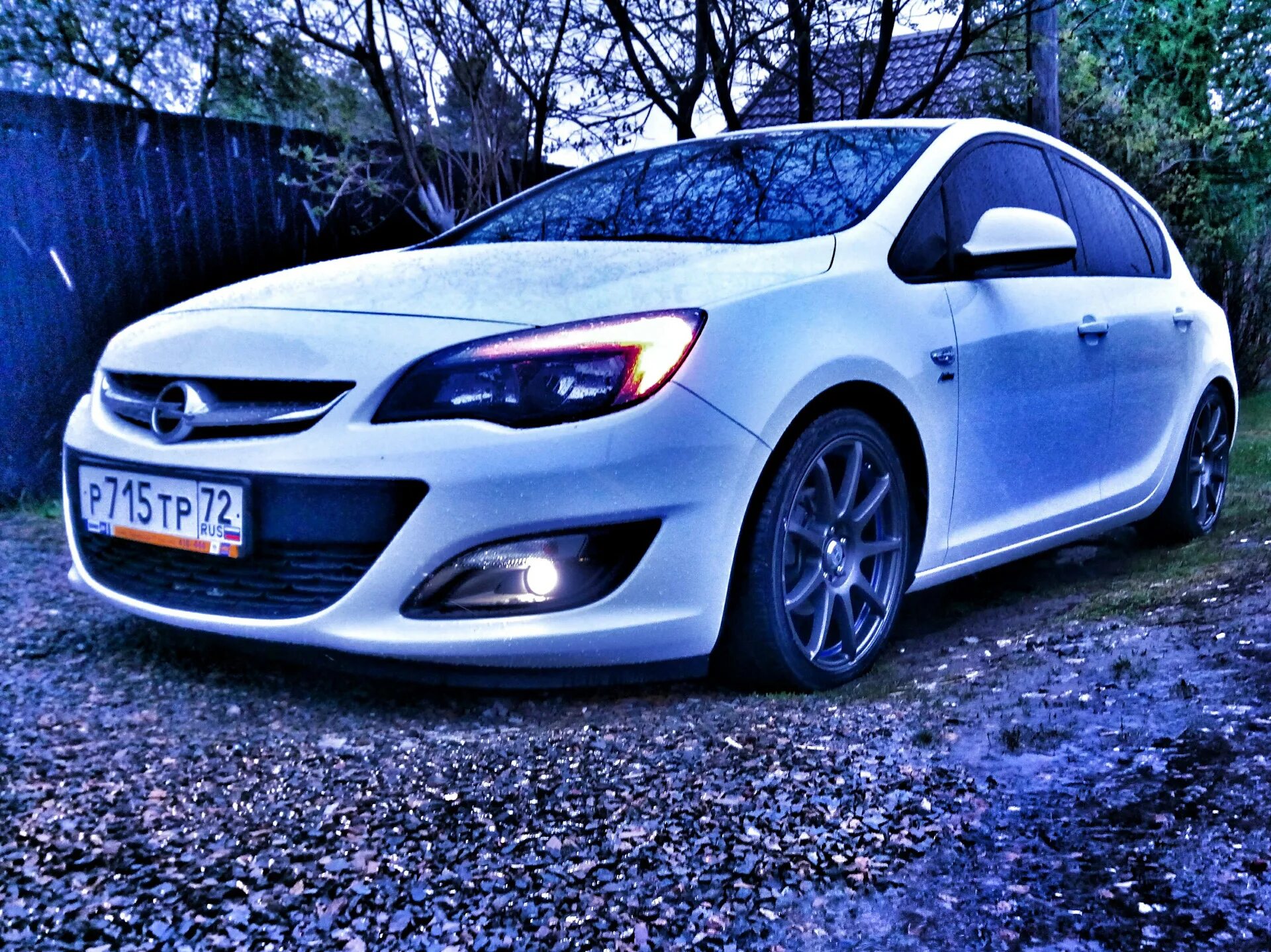 Opel Astra j r18. Opel Astra j на дисках r18. R opel