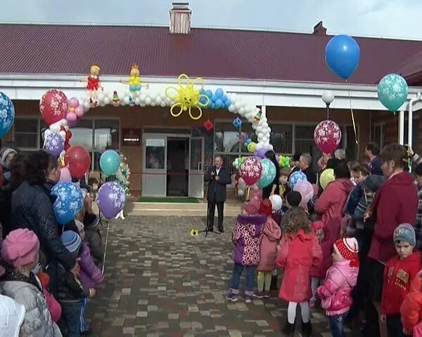 Погода в степном курганинском районе. Поселок Степной Курганинский район. Детский сад Константиновская Курганинский район. Курганинский район пос Октябрьский. Поселок высокий Курганинский район.