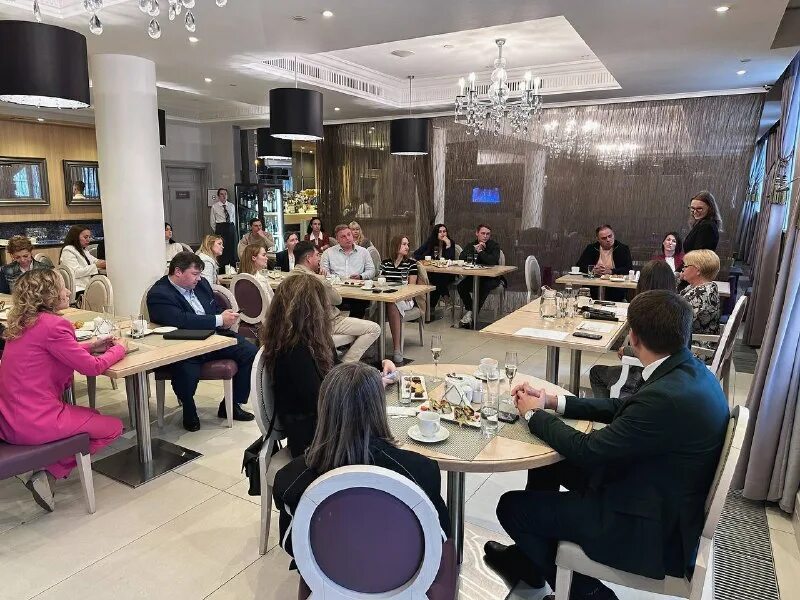 Мка арбат. Бизнес завтрак. Мка арбат, москва. Форум юристов. Мка арбат.