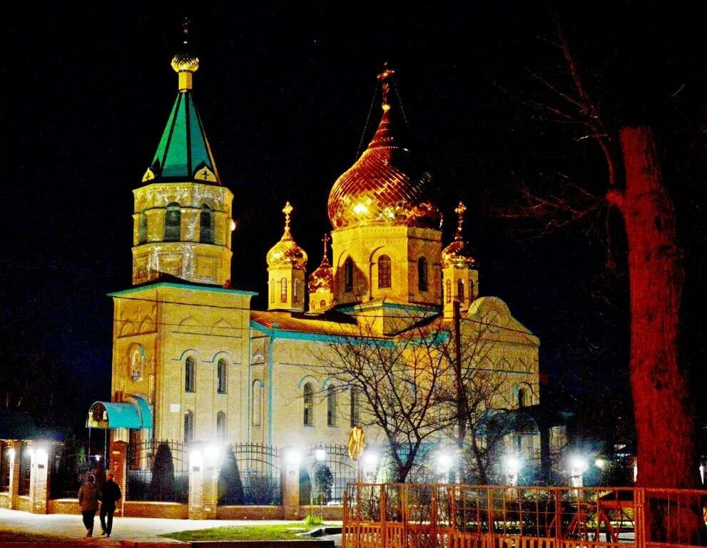 Наш любимый кореновский район. Светомузыкальный фонтан череповец. Кореновск достопримечательности города. Кореновский спортивный воздухоопорный комплекс, кореновск. Достопримечательности кореновска краснодарский край.