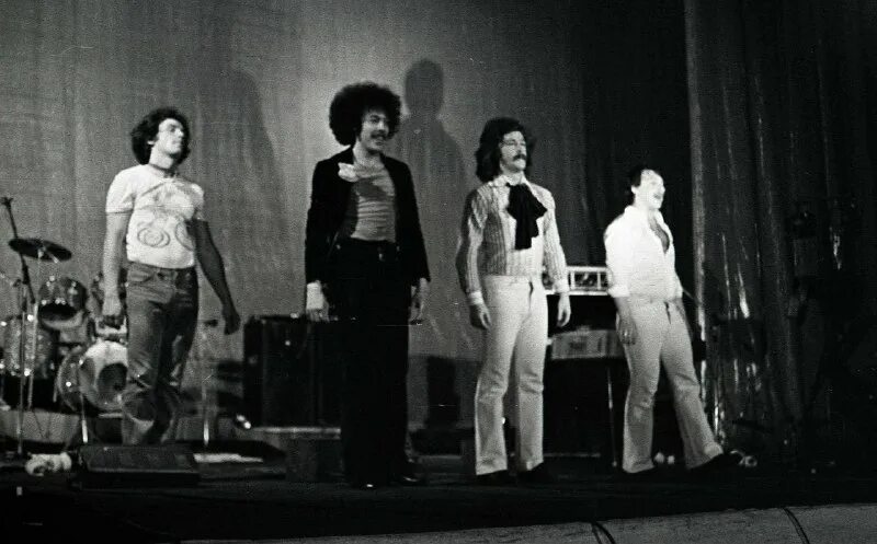 машина времени концерт 1982 года в ленинграде. группа машина времени ссср. машина времени концерт 1982. день нефтяника альметьевск 2021 афиша. машина времени 1977.