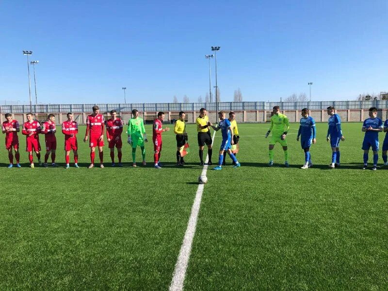 футбольная команда чебоксары 2010. футбольная команда. фк химик август. химик август вурнары футбольный клуб. фк химик август.