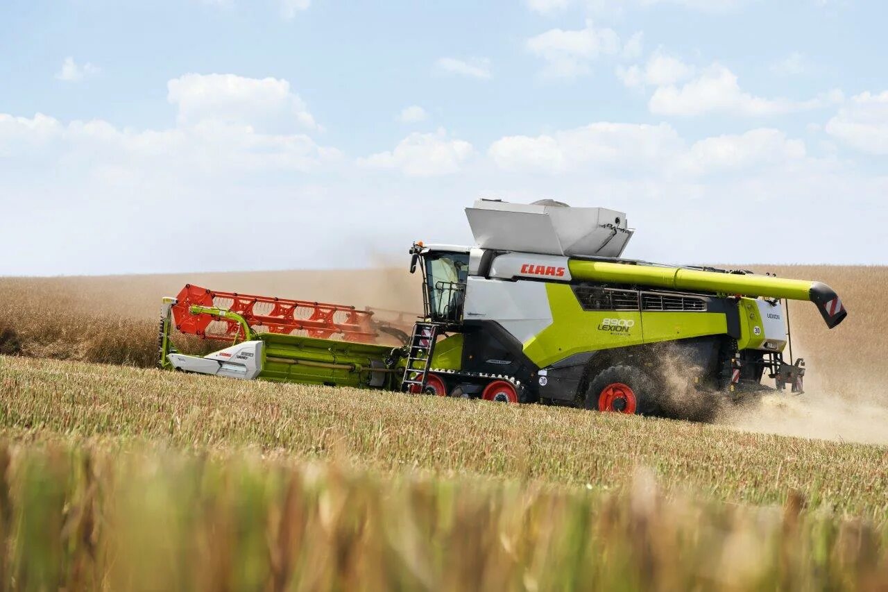 Комбайн Лексион 8900. Комбайн CLAAS Lexion. Комбайны CLAAS комбайны CLAAS Lexion. Комбайна CLAAS Lexion 8700.