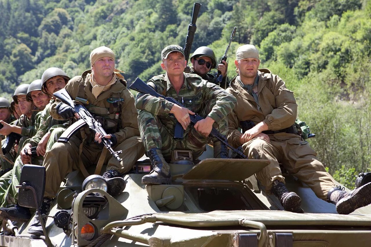 Стреляющие горы курцын. Капитан меркурьев стреляющие горы. Выстрелов гора. Выстрелов гора. Стреляющие горы курцын.