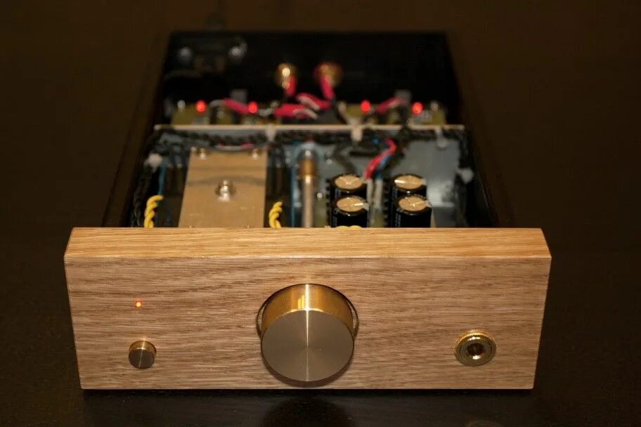 Headphone amplifier multichannel. Fiio 10k. Усилитель для наушников rega ear. Усилитель grado. Klipsch heritage headphone amplifier.