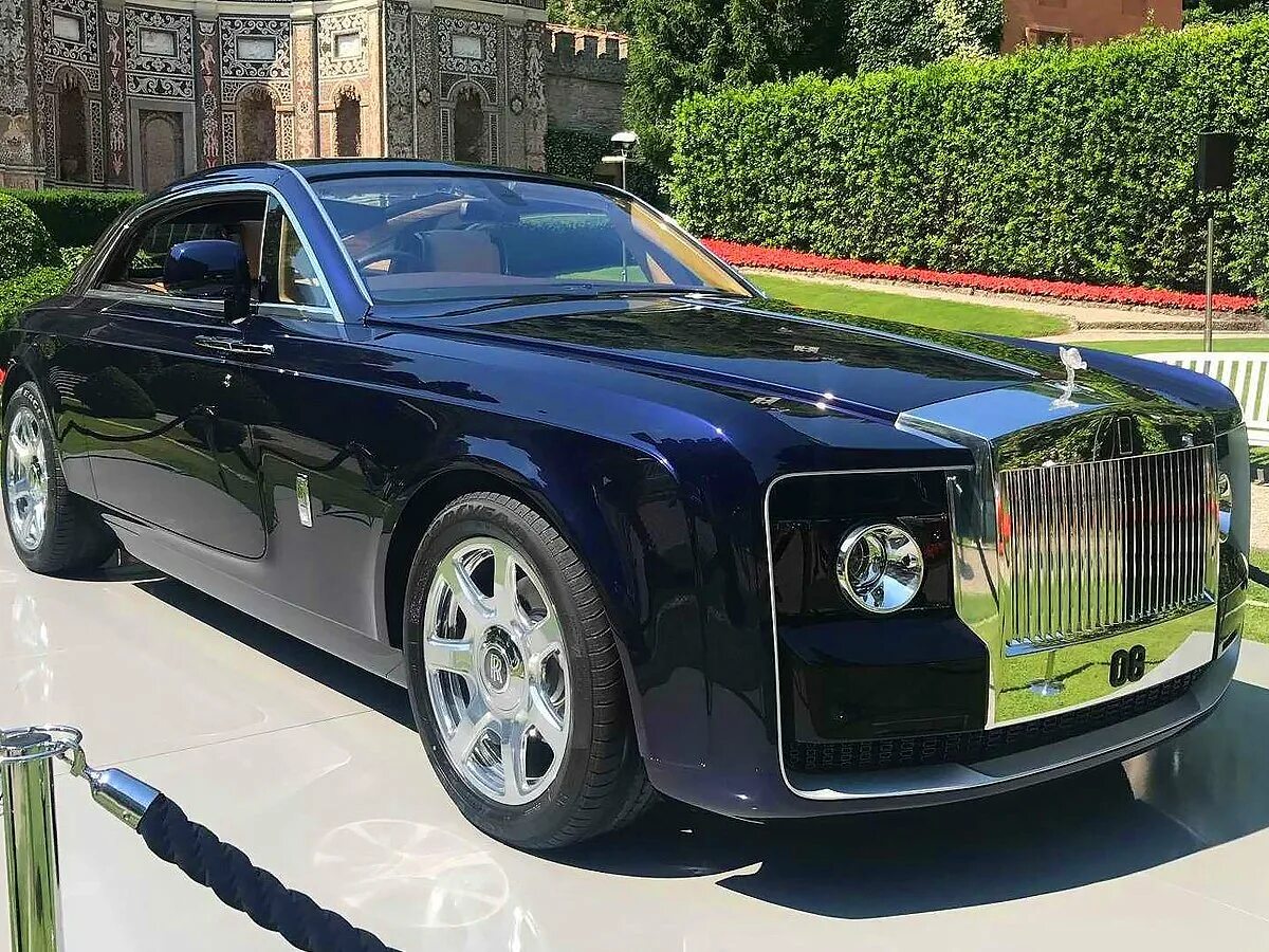 Expensive car перевод. Роллс Ройс Фантом купе 2022. Роллс Ройс Sweptail. Rolls-Royce Sweptail 2017. Роллс Ройс Sweptail 2020.