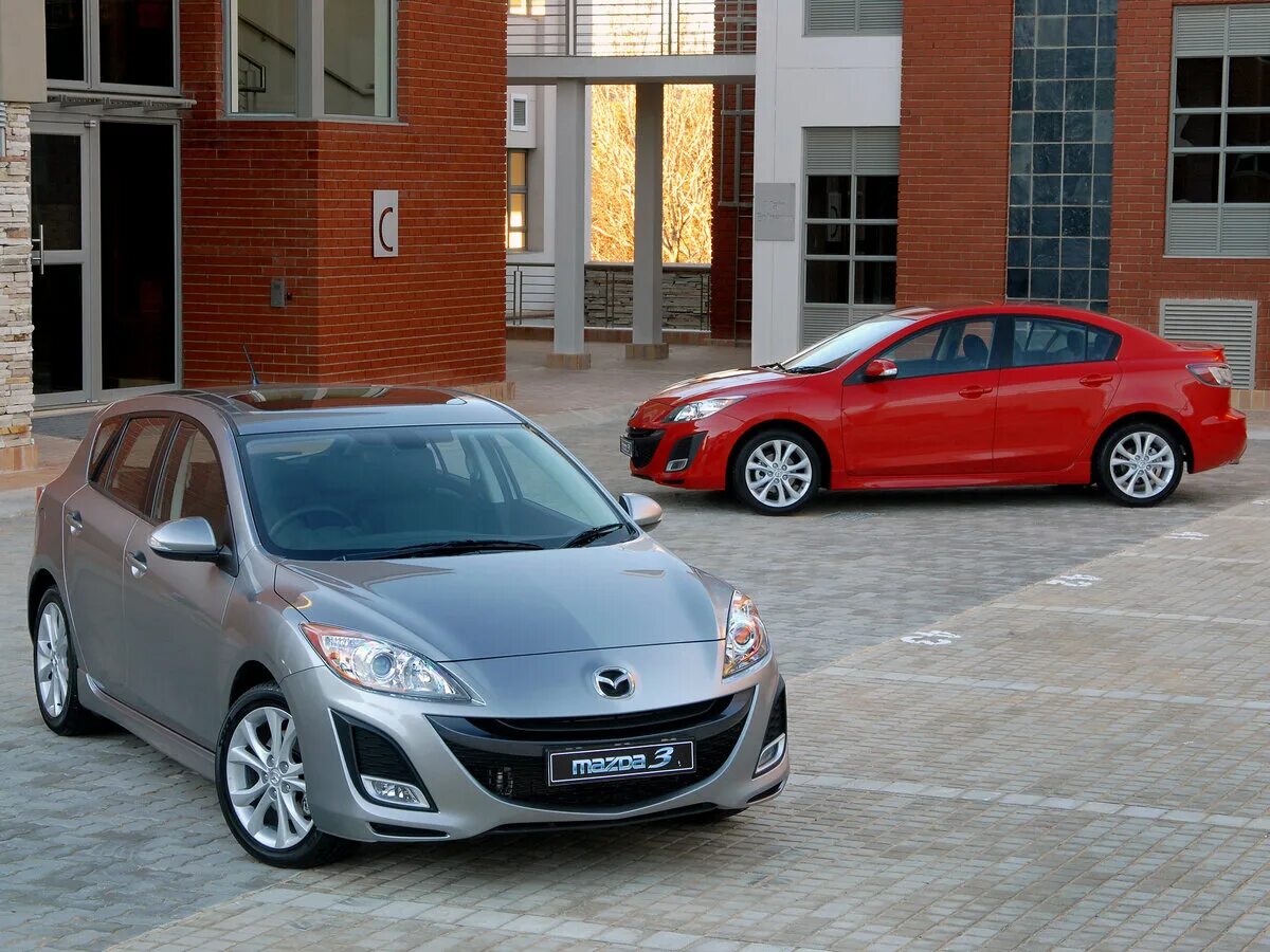 Машины до 500 тысяч рублей 2024. Mazda 3 BL. Mazda 3 BL 2009. Мазда 3 второе поколение. Мазда 3 2 поколение седан.