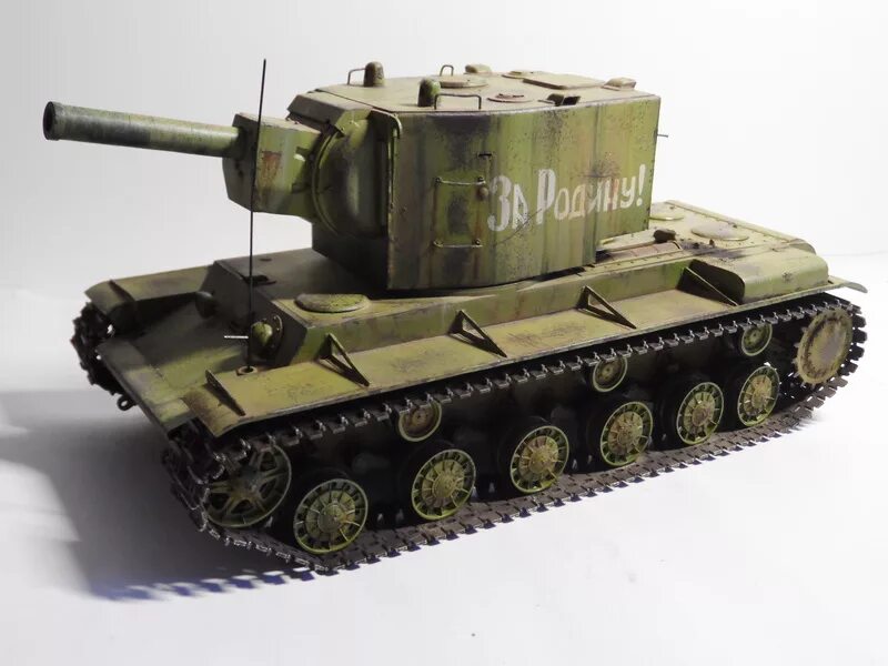 Кв-2 танк модель. Сборная модель танка кв 2. Сборная модель zvezda Советский тяжелый танк кв-2. Модель танка кв 2 звезда